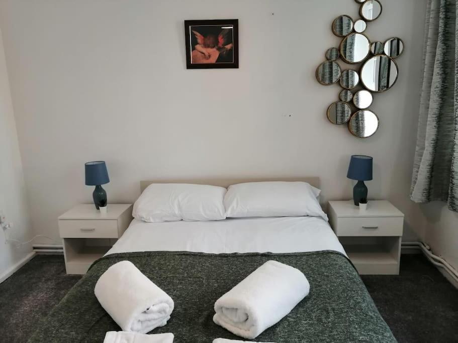 Entire Flat In Kings Cross Apartment ลอนดอน ภายนอก รูปภาพ
