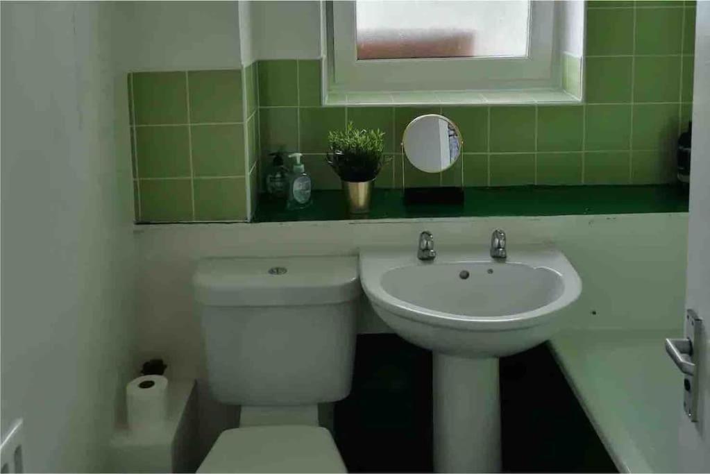 Entire Flat In Kings Cross Apartment ลอนดอน ภายนอก รูปภาพ